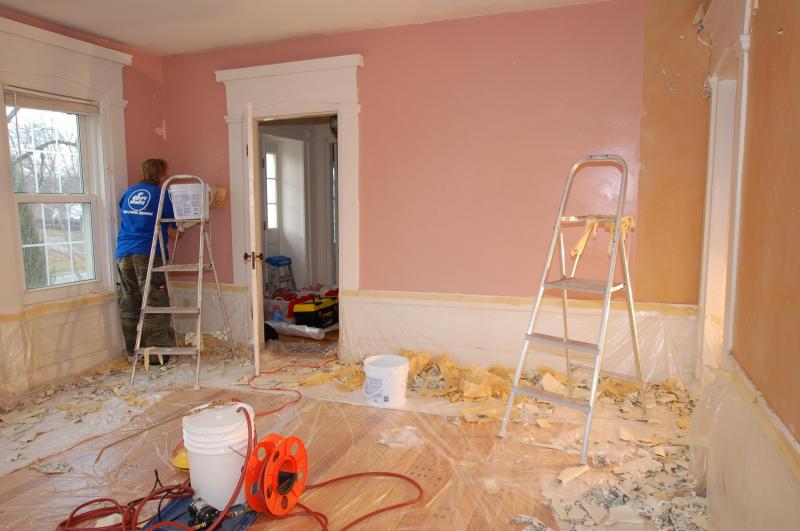 Wallpaper Removal Services in Cleveland
